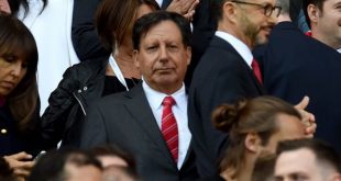 Bóng đá Anh 7/8: Chủ tịch Liverpool nâng tầm Ngoại hạng Anh, hạ thấp Serie A