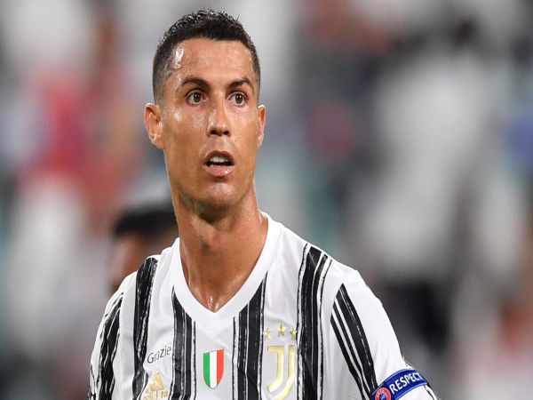 Bóng đá Anh 8/9: Ronaldo đã kiếm cho MU đủ tiền trả Juventus