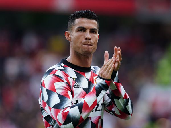 Chuyển nhượng bóng đá Anh 4/10: Hé lộ thời điểm Ronaldo có thể rời MU