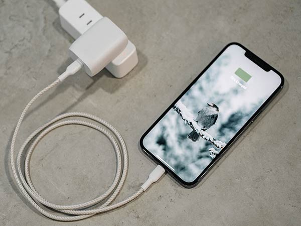 Nên sạc pin iPhone như thế nào? Nên sạc pin iPhone như thế nào?