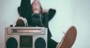 Thấy chiếc đài radio có điềm báo gì, con số may mắn liên quan?