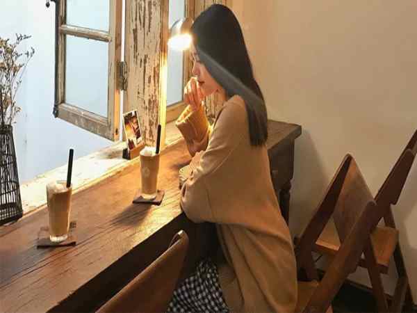 Nhìn thấy quán cà phê ý nghĩa tốt hay xấu? Nhìn thấy quán cà phê