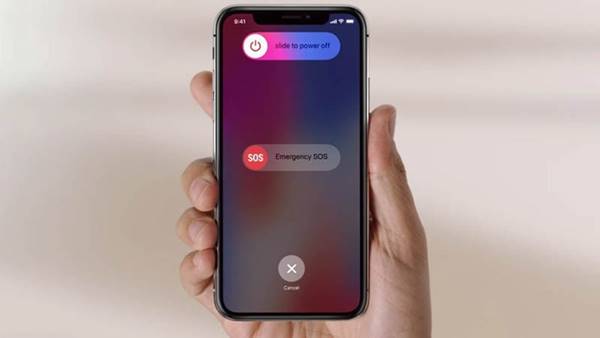 Tắt nguồn iPhone