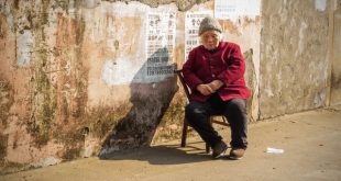 Khám phá nằm mơ thấy cụ già là điềm gì, số mấy may mắn?